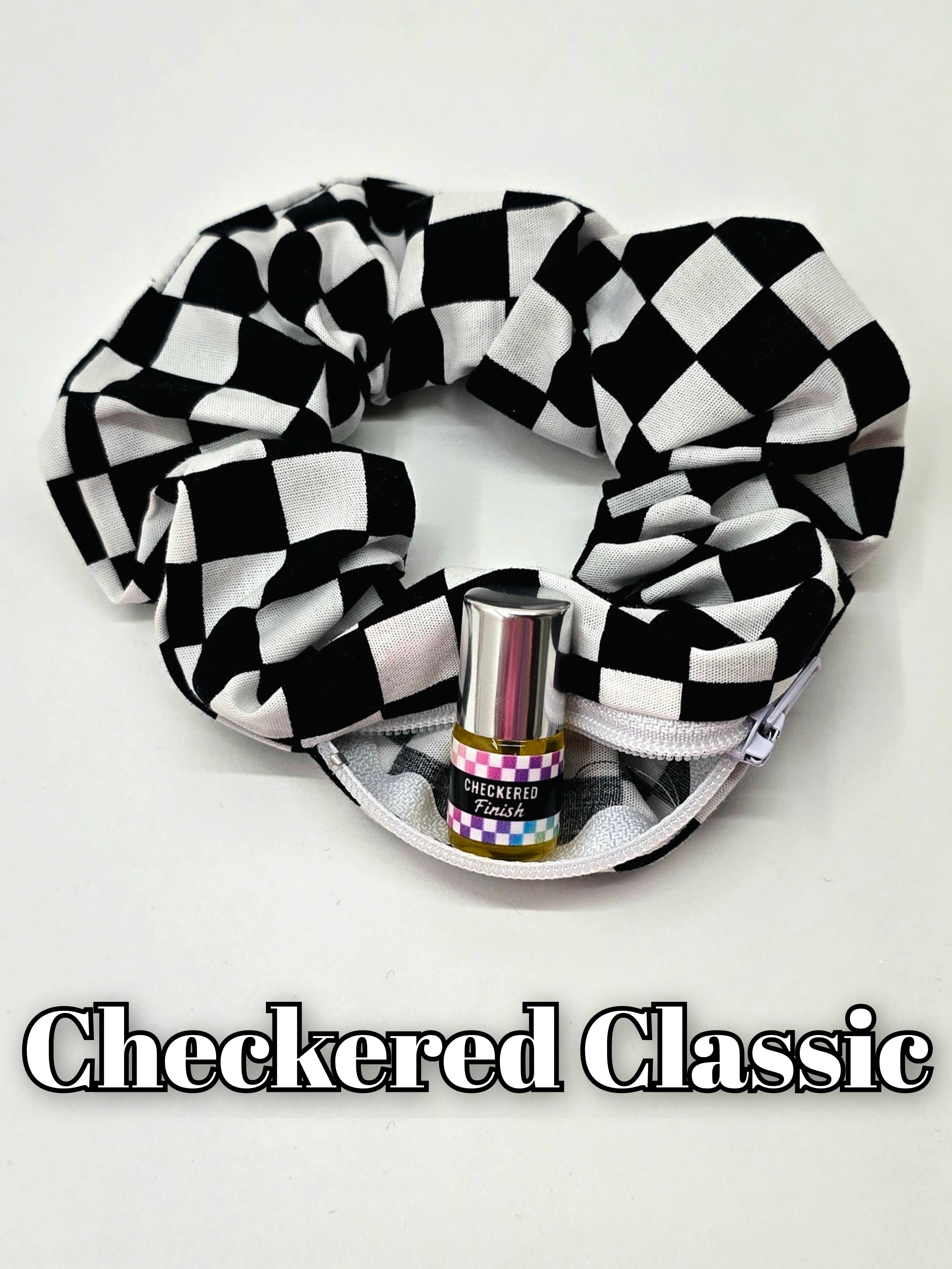 Checkered Classic Scrunchie+